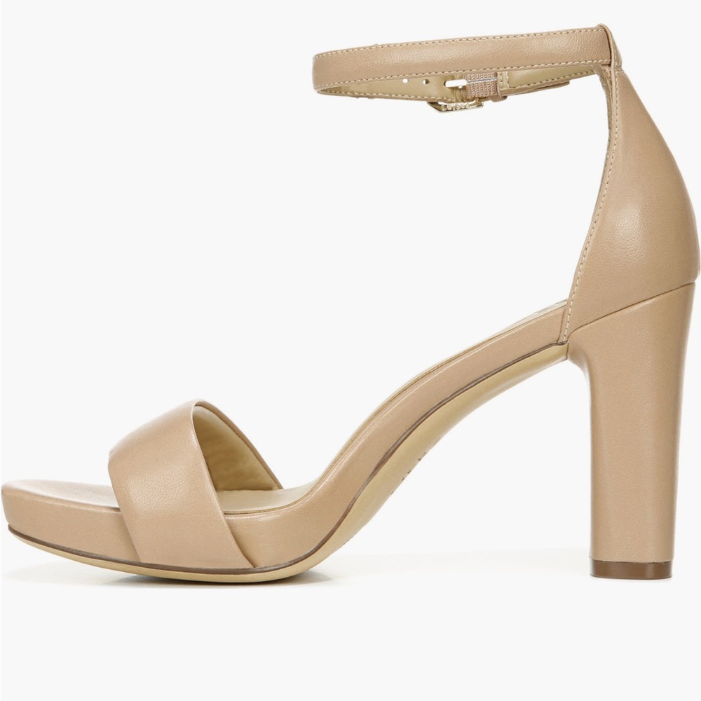 Naturalizer Joy Ankle Strap Nude 7.5 W